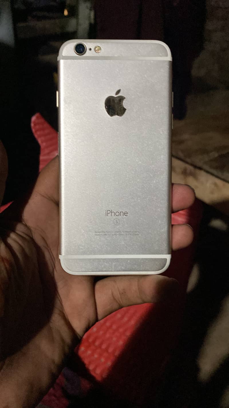 Apple iPhone 6S 1