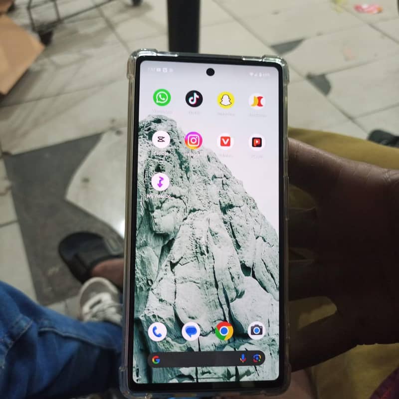 Google Pixel 6a 1