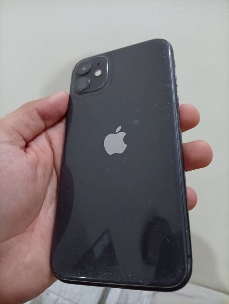 Apple iPhone 11 4