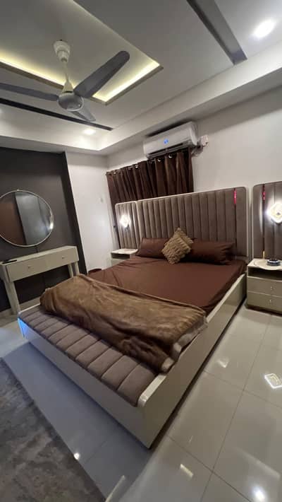 DAILY BASIS LUXURY FURNISH
