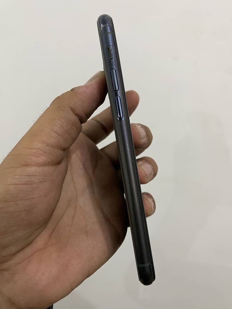 Apple iPhone 11 Pro 5