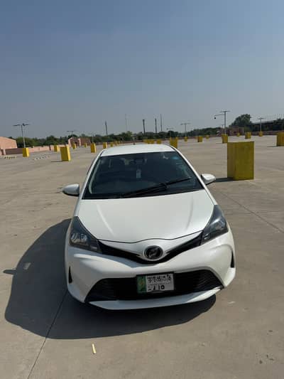 Toyota Vitz 2013