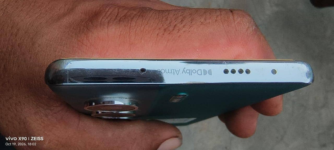 Tecno CAMON 40 Pro 3