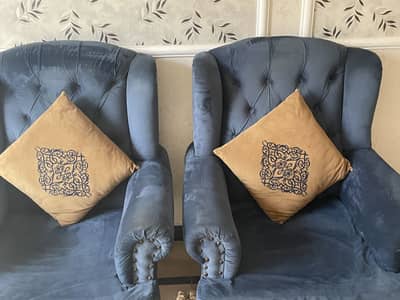 Royal chairs