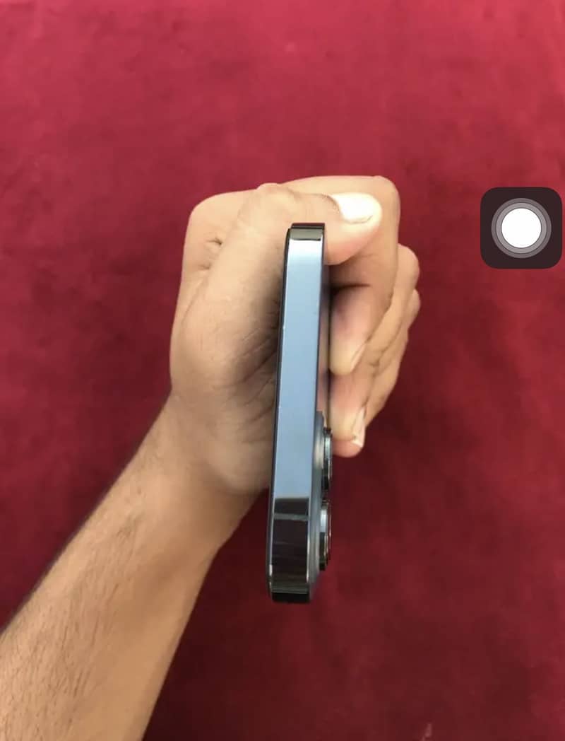 Apple iPhone 12 Pro Max 4