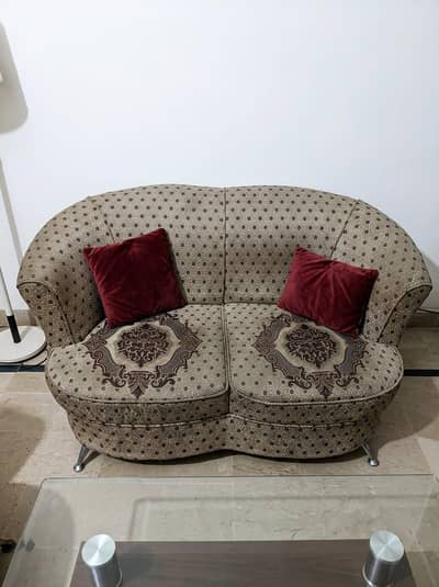 4 seater sofa and seaty