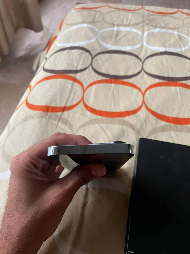 Apple iPhone 13 Pro 5