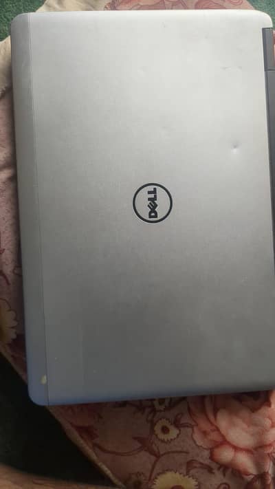 Dell Latitude 7240