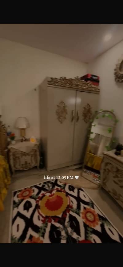 For sale room set