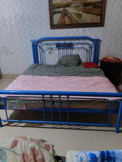 king bed