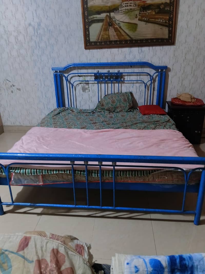 king bed 0