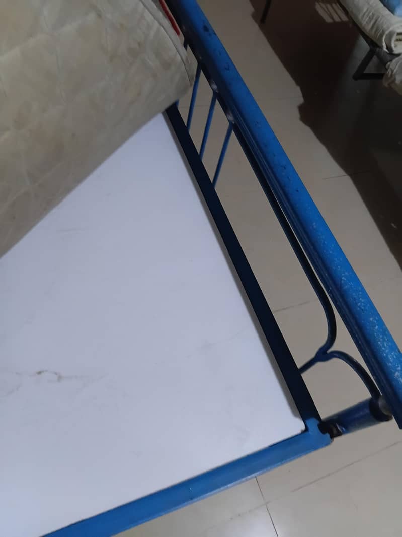 king bed 1