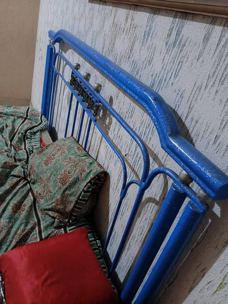king bed 3