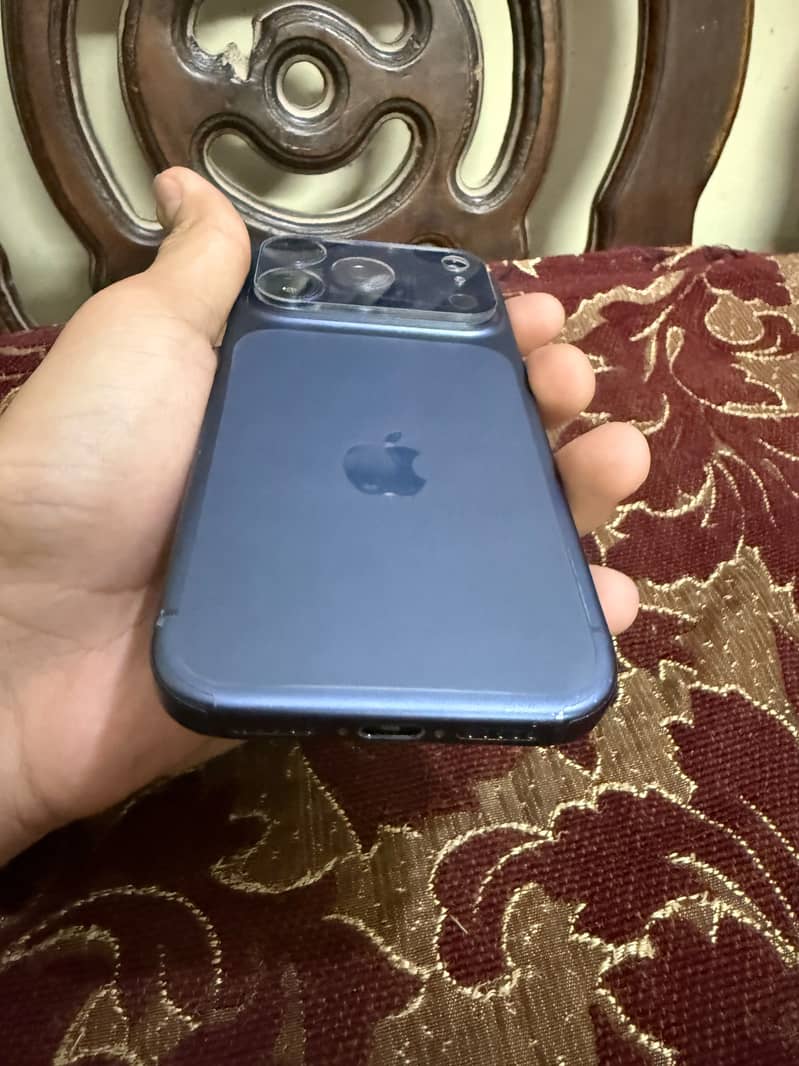Apple iPhone 17 Pro 3