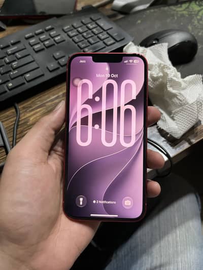 Apple iPhone 13
