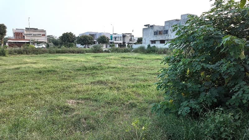 Plot # 363 Block S DHA Phase 8 4