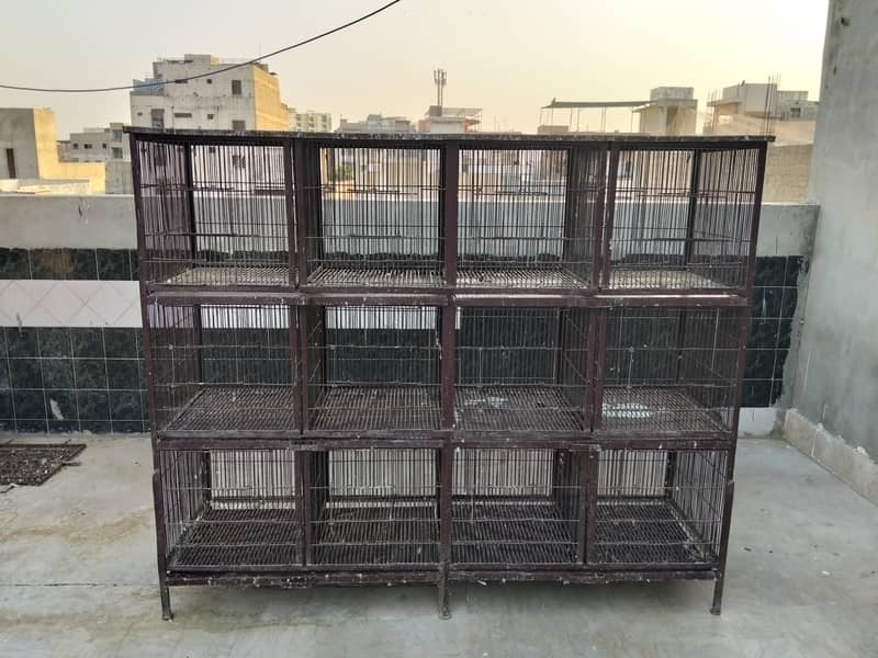 Cages 0