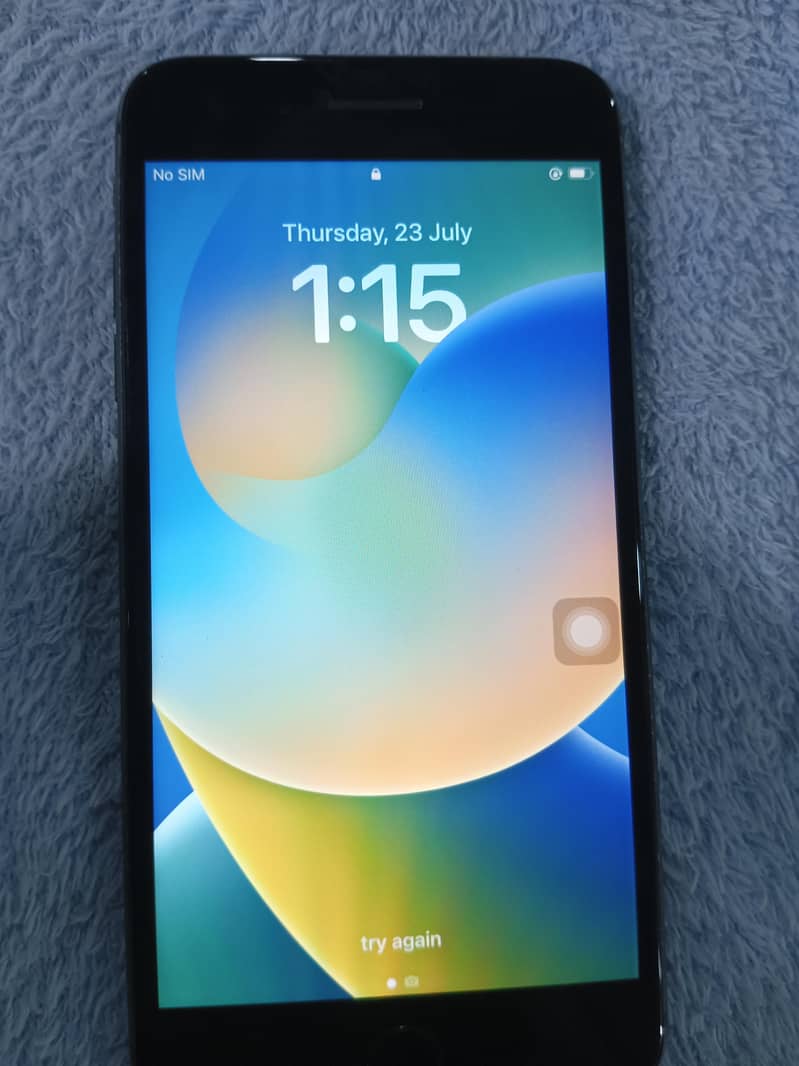 Apple iPhone 8 Plus 0