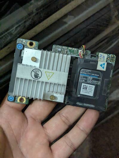 Dell PERC H710 Mini Mono RAID Controller
