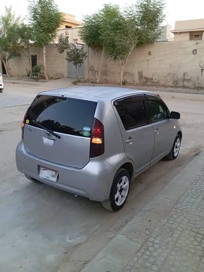 Toyota Passo 2005