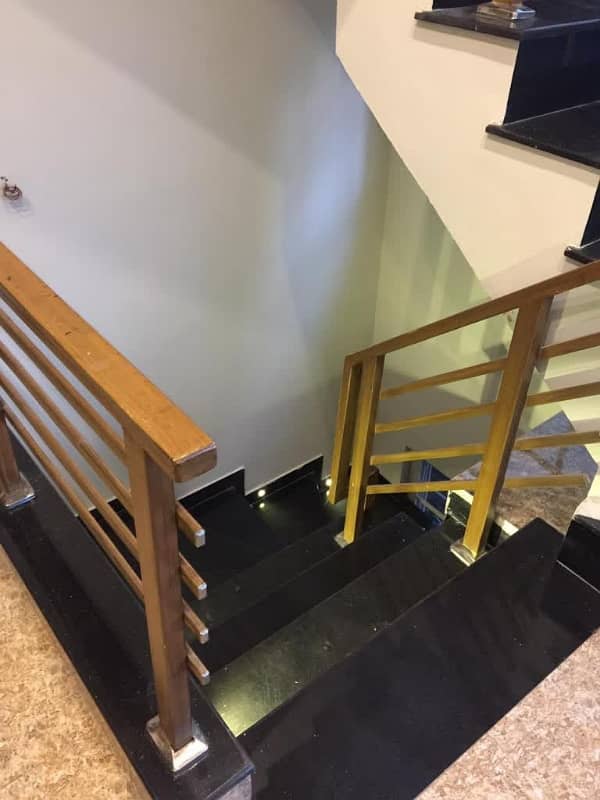 Upper Portion For Rent 7