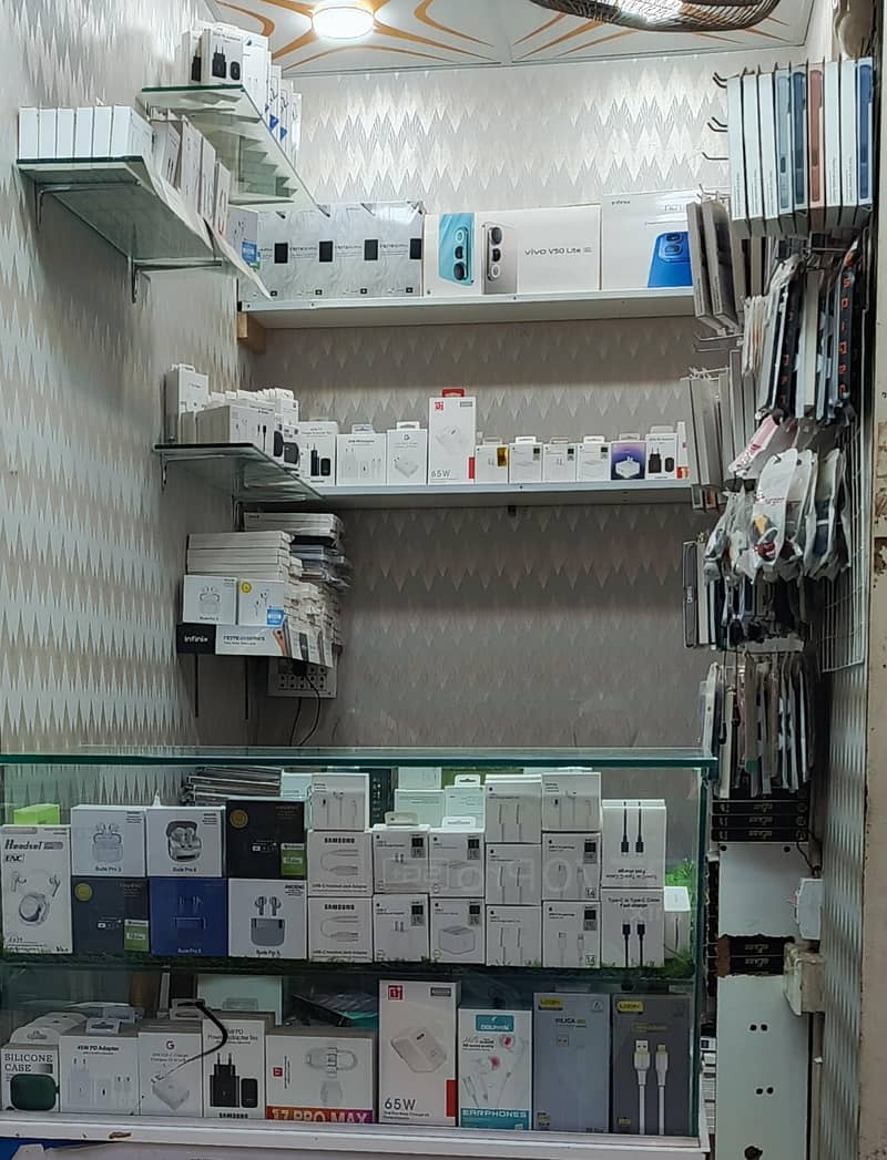 mobile accessories 0