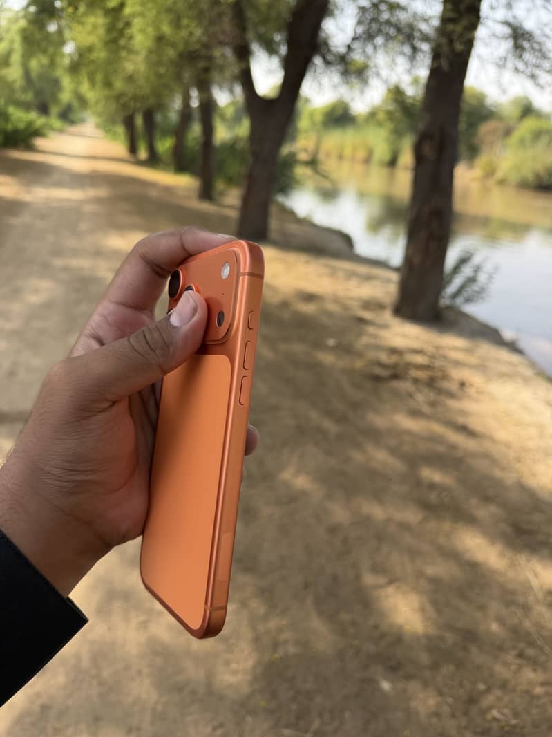 Apple iPhone 17 Pro Max 6