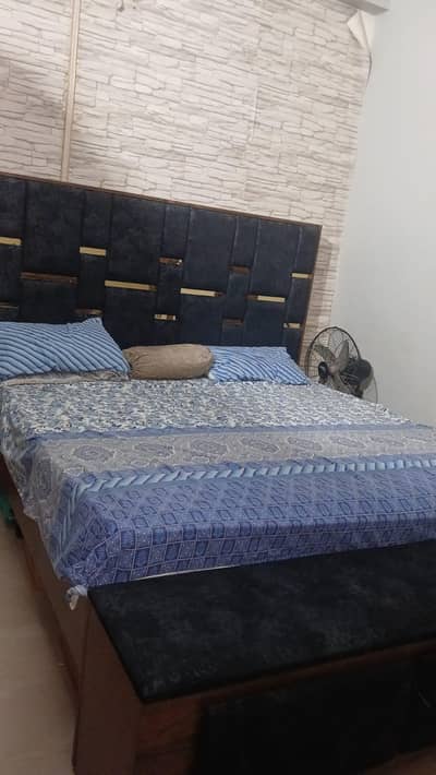 bed set with mattress