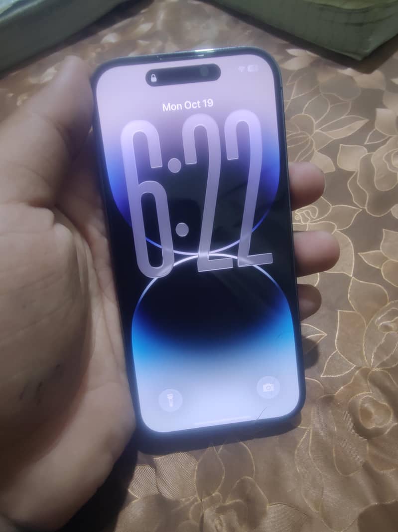 Apple iPhone 14 Pro 1