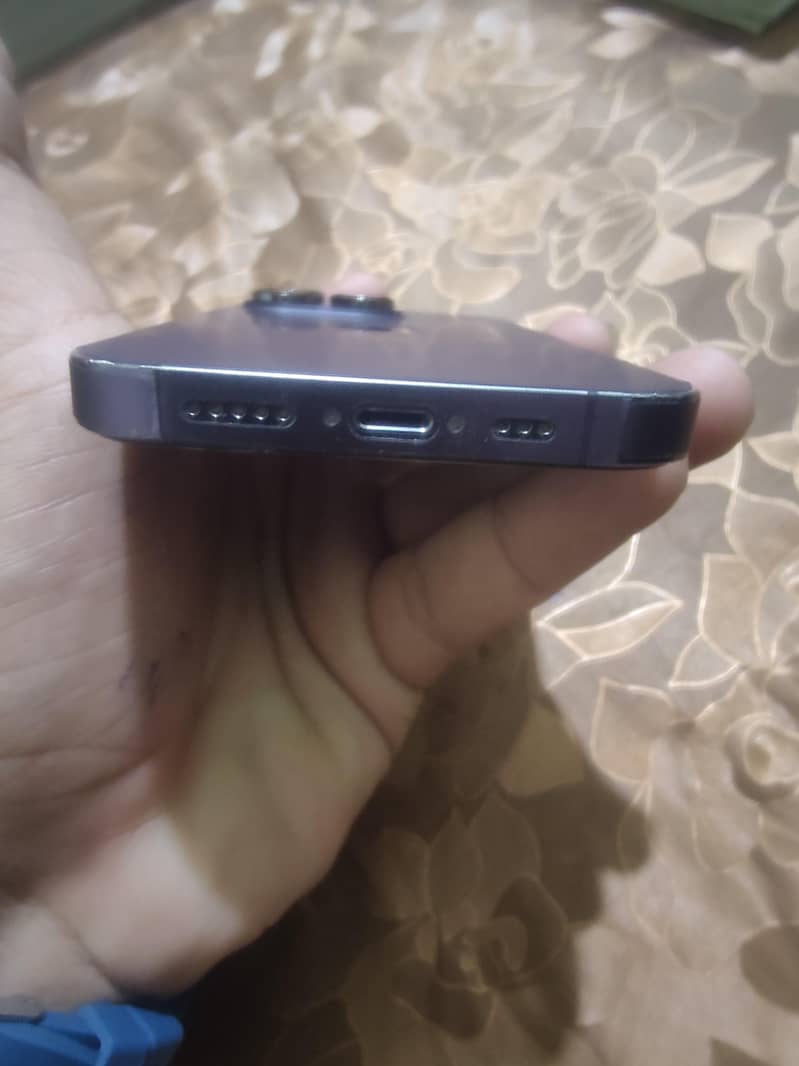 Apple iPhone 14 Pro 4