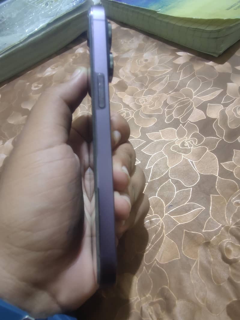 Apple iPhone 14 Pro 6