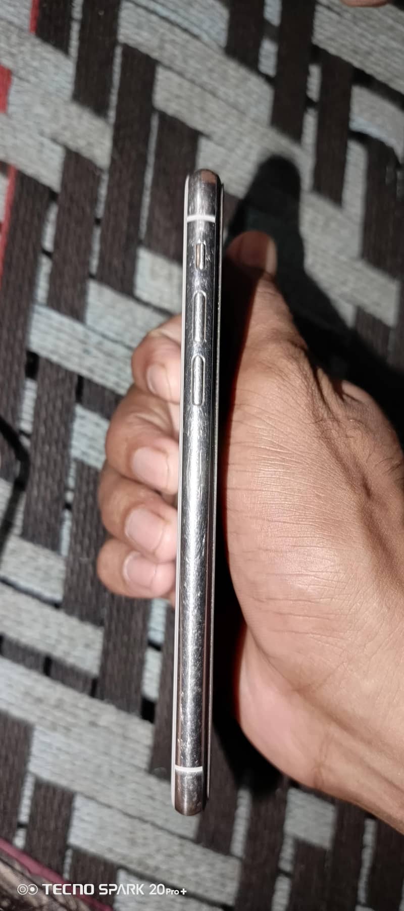 Apple iPhone X 3