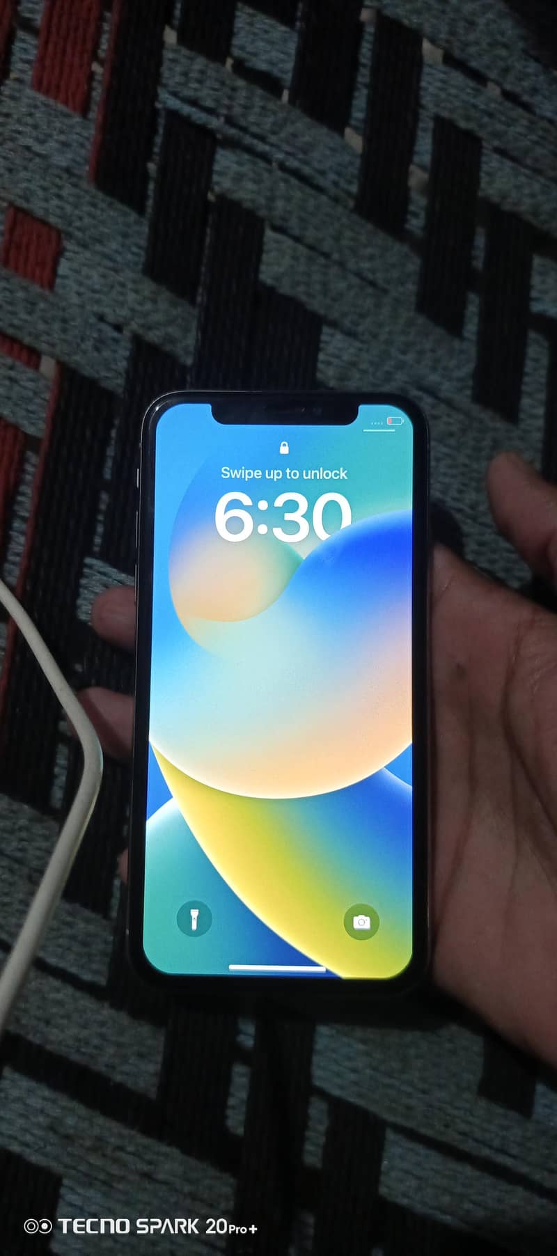 Apple iPhone X 4