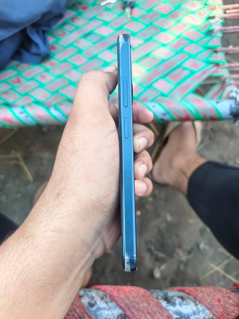 OPPO A6 4