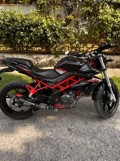 Benelli Tnt 150i