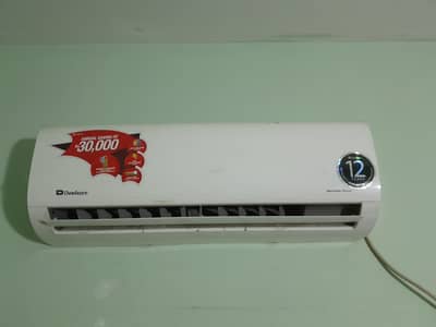 Dawlance 1 Ton Inverter AC – Excellent Condition – Remote Incl