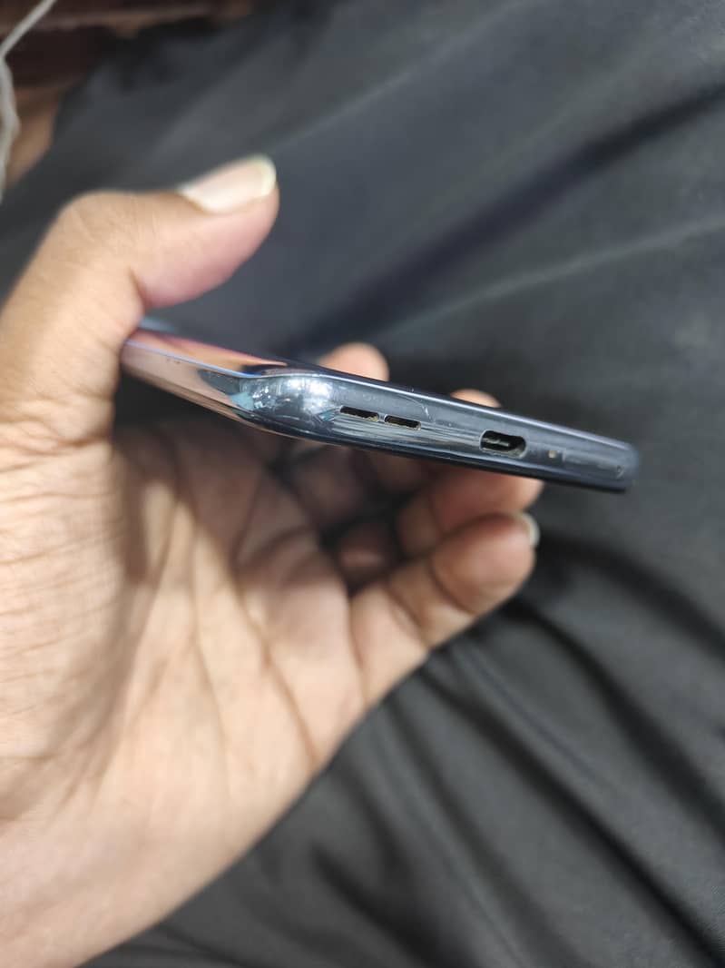 One Plus 9 5G 3