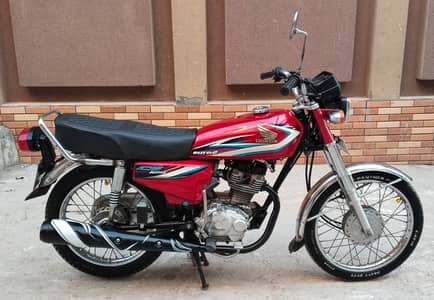 Honda CG 125 - 2014 Model