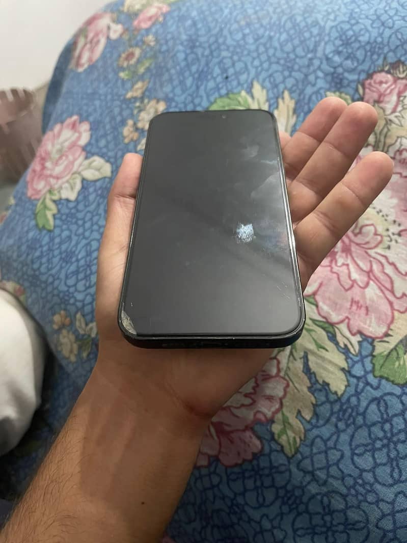 Apple iPhone 14 Pro Max 1