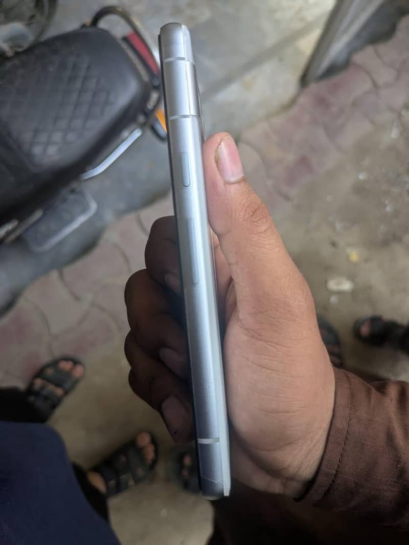 Google Pixel 7a 1