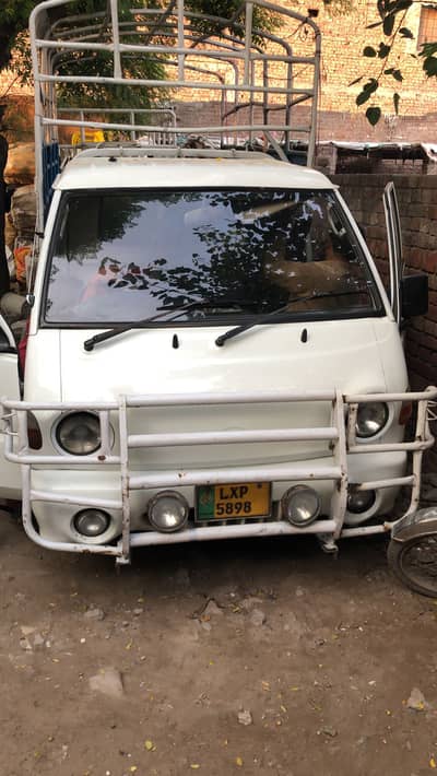Hyundai shehzore 2000