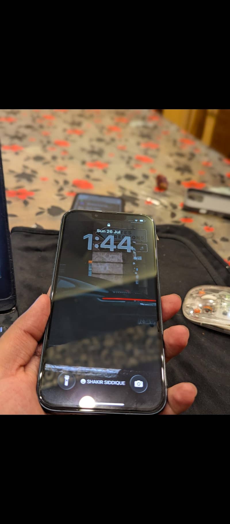 Apple iPhone 13 2