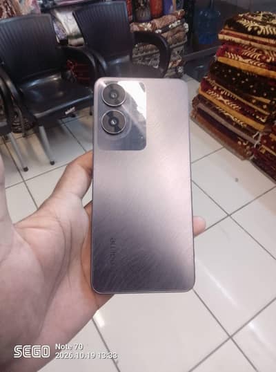 Realme Note 60