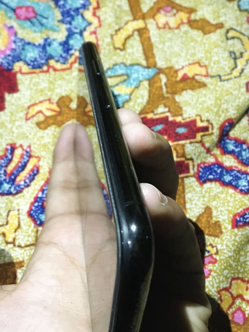 Apple iPhone X 3
