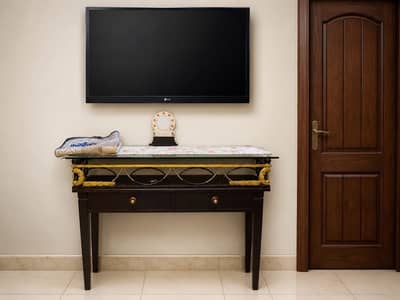 King bed for sale with side tables