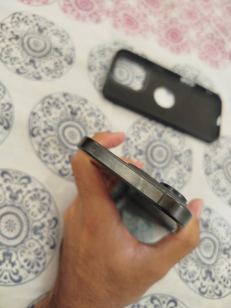 Iphone 16 Pro 5
