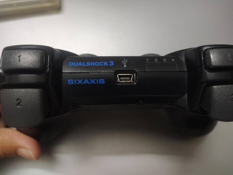 PS3 game with free Controller 3