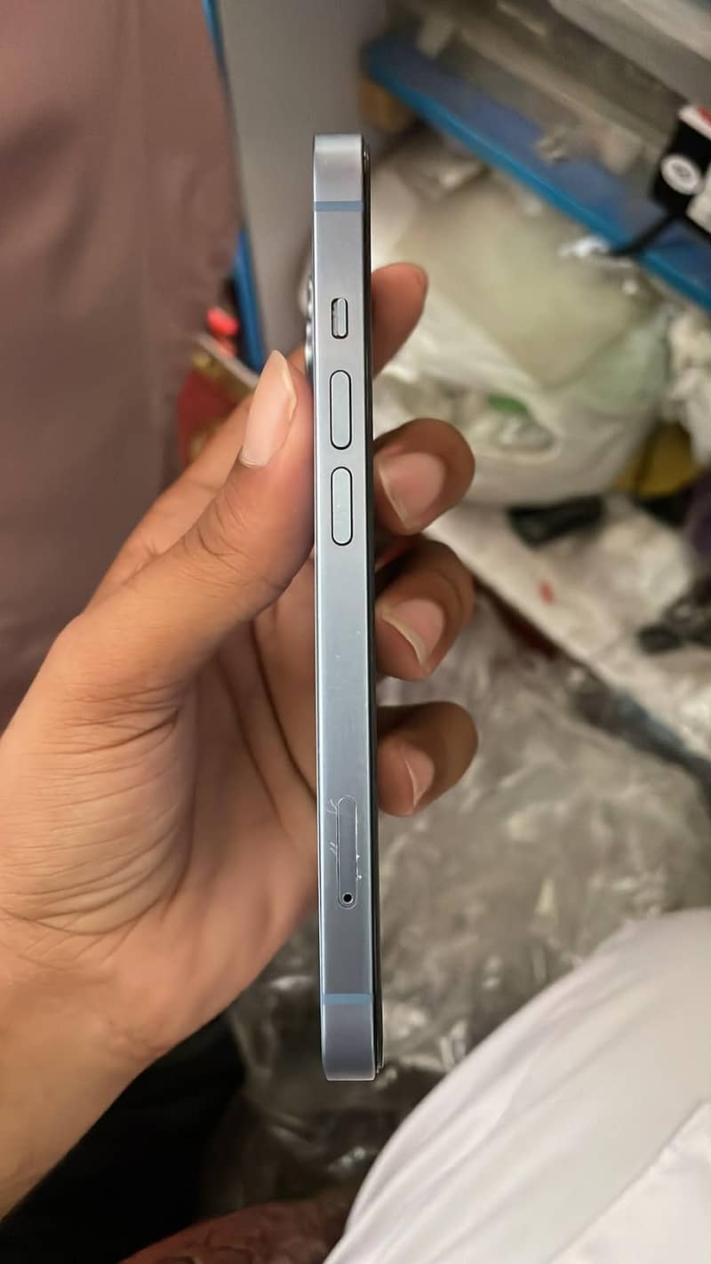 Apple iPhone 14 2