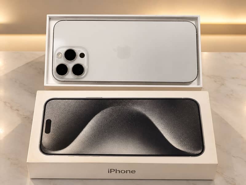 Apple iPhone 15 Pro Max 1