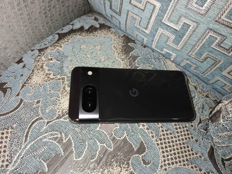 Google Pixel 8 2